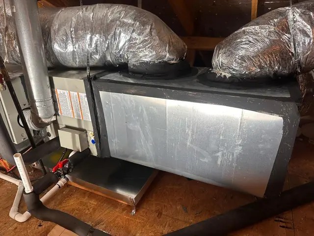 Supply plenum and return drop with mastic sealed along every seam
